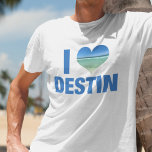 Camiseta Me encantan las vacaciones de Destin Florida Beach<br><div class="desc">Me encanta la camiseta de viaje de Destin Florida con una linda foto en forma de corazón de la costa del océano. Hermosas aguas costeras me hacen feliz en las vacaciones de verano.</div>
