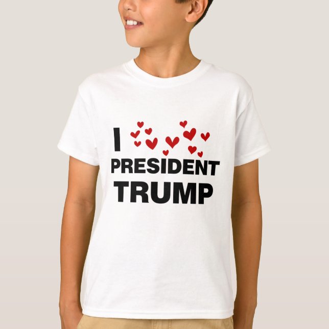 Camiseta Me encantan los corazones del presidente Trump (Anverso)
