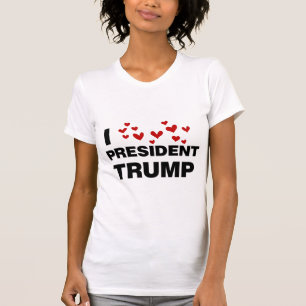 Camiseta Me encantan los corazones del presidente Trump