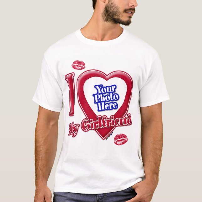 Camiseta Me encantan los labios del corazón rojo de mi novi (Anverso)
