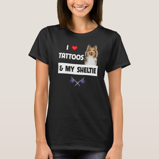 Camiseta Me encantan los tatuajes y mi marioneta con leche  (Anverso)