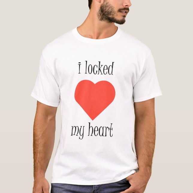 Camiseta Me encerré el corazón (Anverso)