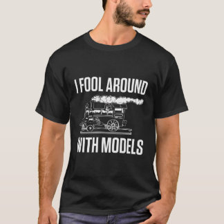 Camiseta Me Engaño Con Modelos Ingeniero De Tren Gracioso T