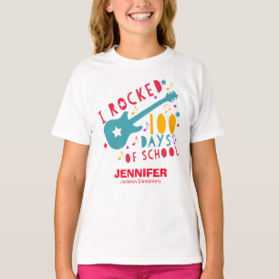 Camiseta Me estremecieron 100 días de colegiatura cómica