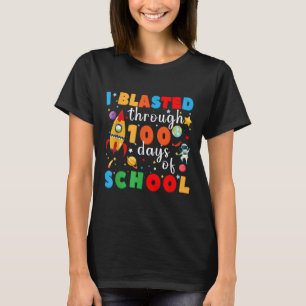 Camiseta Me Golpeé Durante 100 Días De Profesora De Persona