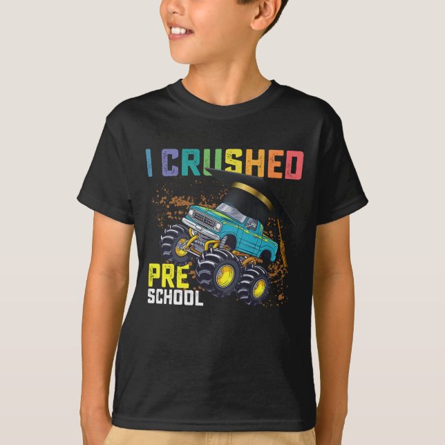Camiseta Me Gradué de Preescolar con Camión Monstruo (Anverso)