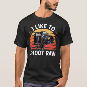 Camiseta Me gusta disparar diseño de cámara raw