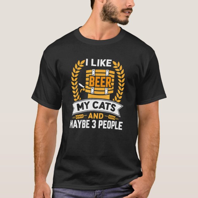 Camiseta Me Gusta La Cerveza, Mis Gatos Y Quizá 3 Personas (Anverso)