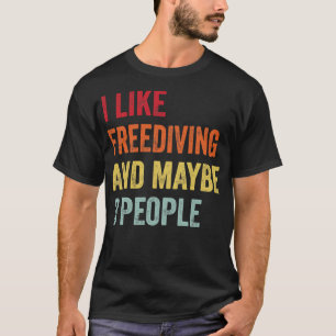 Camiseta Me Gusta La Comodidad De Tal Vez 3 Personas