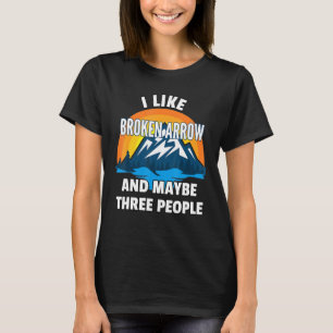 Camiseta Me Gusta La Flecha Rota Y Quizá Tres Personas