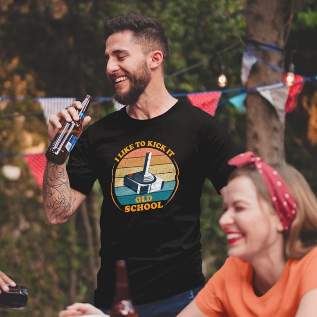 Camiseta Me gusta pegarle a la vieja escuela - Divertido vi (Subido por el creador)