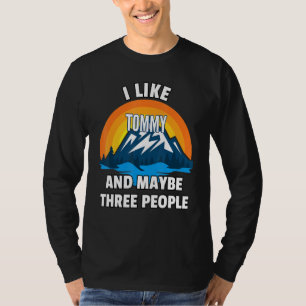 Camiseta Me Gusta Tommy Y Quizá Tres Personas