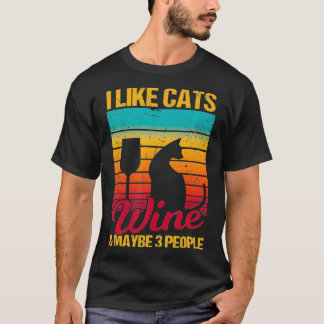 Camiseta Me gustan los gatos, el vino y tal vez 3 personas 