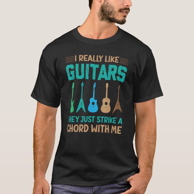 Camiseta Me Gustan Los Guitares Que Acaban De Golpear Con U (Anverso)