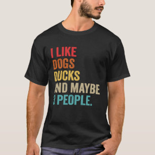 Camiseta Me gustan los pollos de perros y tal vez 3 persona