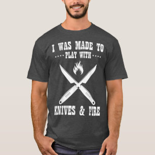 Camiseta Me Hicieron Jugar Con Cuchillos Y Cocinar Con Chef