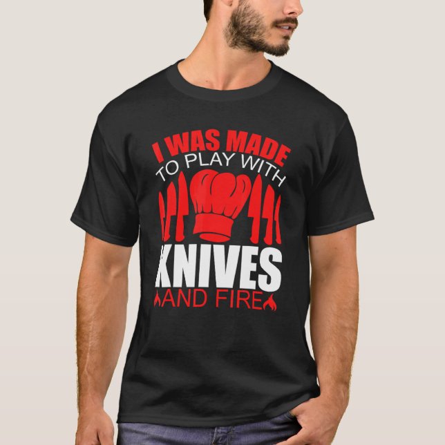 Camiseta Me Hicieron Jugar Con Knives Chef (Anverso)
