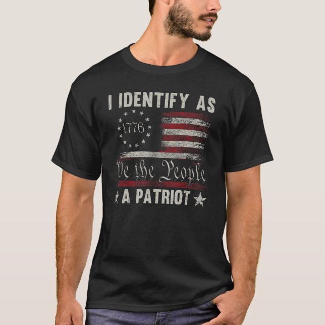 Camiseta Me Identifico Como Patriota Estadounidense Bandera (Anverso)