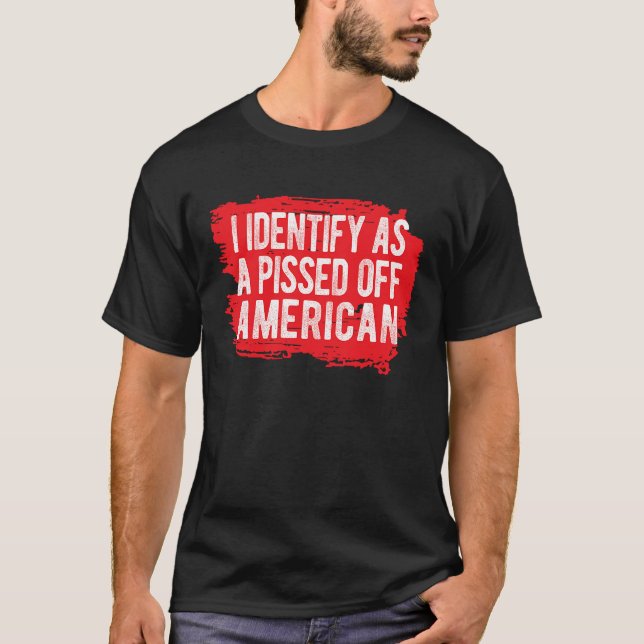 Camiseta Me Identifico Como Un Norteamericano Pisoso (Anverso)