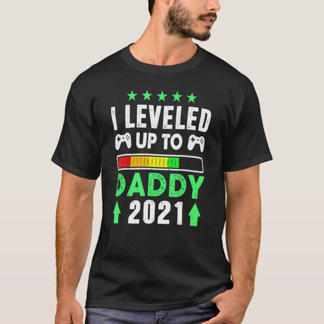 Camiseta Me Levanté Hasta Papi 2021 Promocionado A Papi Est (Anverso)