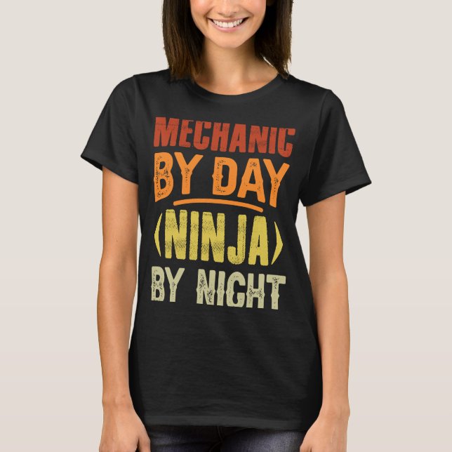 Camiseta Mecánico Por Día Ninja Por Garaje Mecánico Nocturn (Anverso)