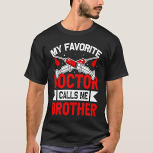 Camiseta Médica Me Llama Hermano Escuela De Medicina Estudi