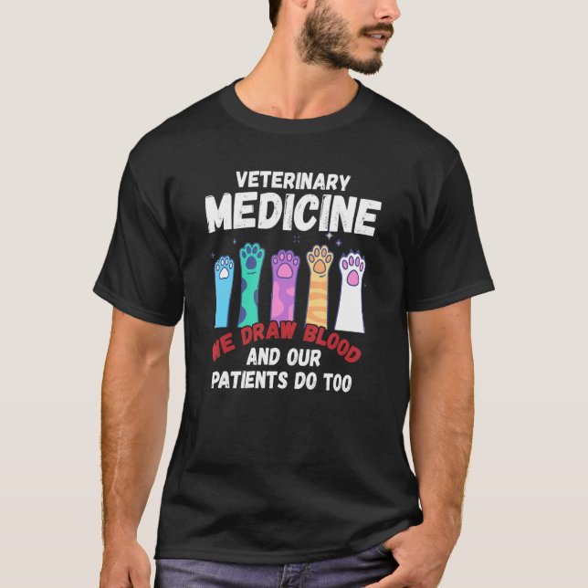 Camiseta Medicamentos Veterinarios Dibujamos Sangre Que Hac (Anverso)