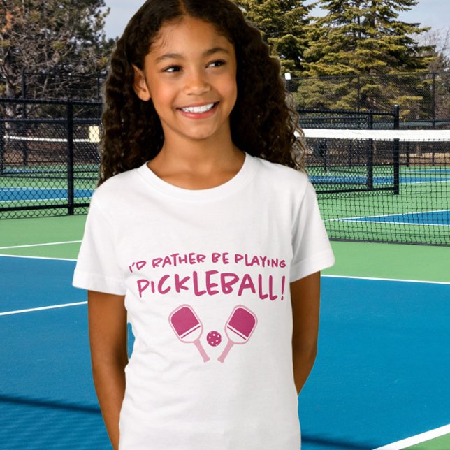 Camiseta Mejor Estaría Jugando Pickleball Lindo Rosa Chica (
by Beach Pause Designs
I'd Rather Be Playing Pickleball Cute Girly Pink T-Shirt)