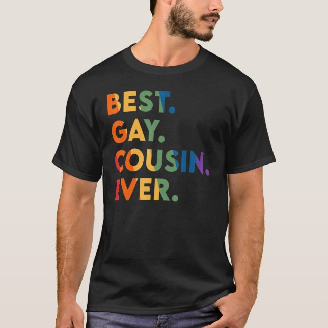 Camiseta Mejor Primo Gay De La Familia De Bandera Arcoiris  (Anverso)