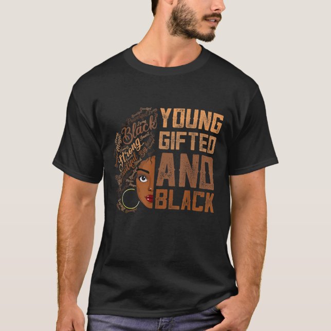 Camiseta Melani Afro, Joven Gifado Y Vestido Negro (Anverso)