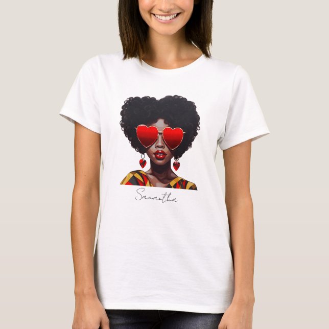 Camiseta Melanin Magic: Reina negra rociando sombras de cor (Anverso)