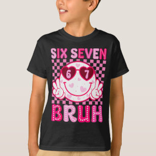 Camiseta Meme 67 San Valentín Bruh Seis Siete Corazón Mujer