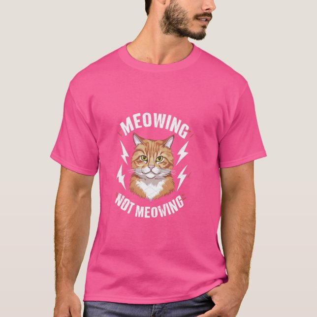 Camiseta Meme de gato divertido masticando no sé qué (Anverso)