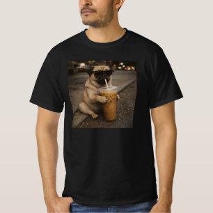 Camiseta Meme de perro divertido bebiendo café helado Pug
