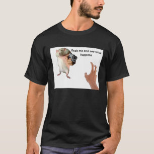 Camiseta Meme de rata gorda linda siendo agarrada