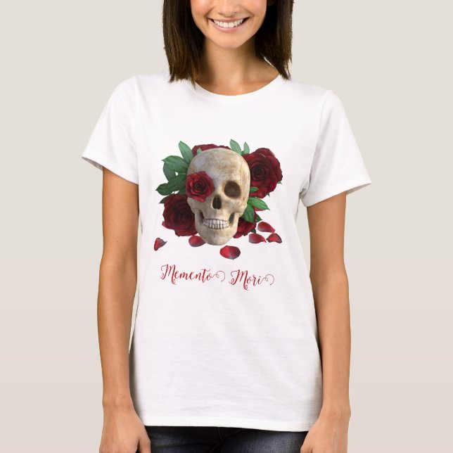Camiseta Memento Mori. Cráneo con rosas rojas (Anverso)