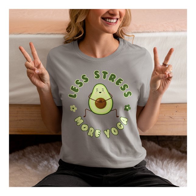 Camiseta Menos Estrés Más Ejercicio De Aficionados Al Yoga (Subido por el creador)
