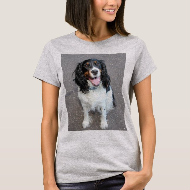 Camiseta menos sentada (Anverso)