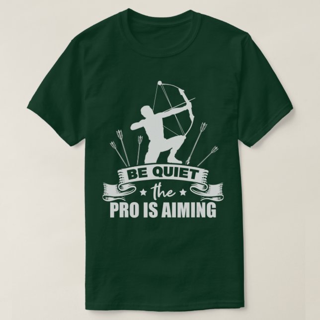 Camiseta Mens Archer The Pro Is Aiming Bow Arrows Archery  (Diseño del anverso)