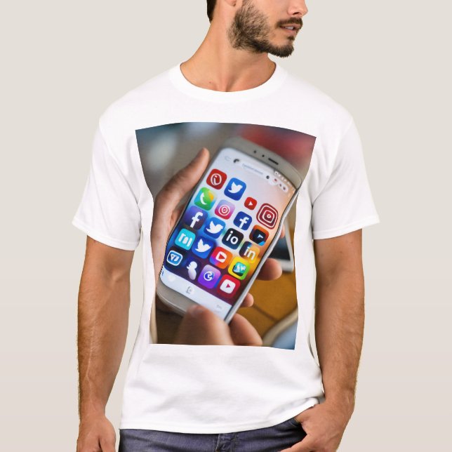Camiseta Mens Basic Tee Shirt like Social Media (Anverso)