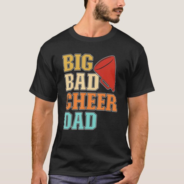 Camiseta Mens Cheer Coach Big Bad Cheer Dad (Anverso)