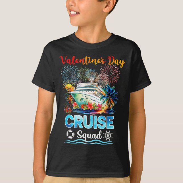 Camiseta Mens Cruise Squad Valentine's Day Vacation Travel  (Anverso)