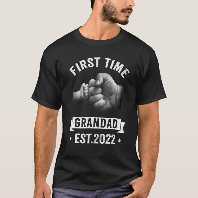 Camiseta Mens First Time Grandad Est 2022 (Anverso)