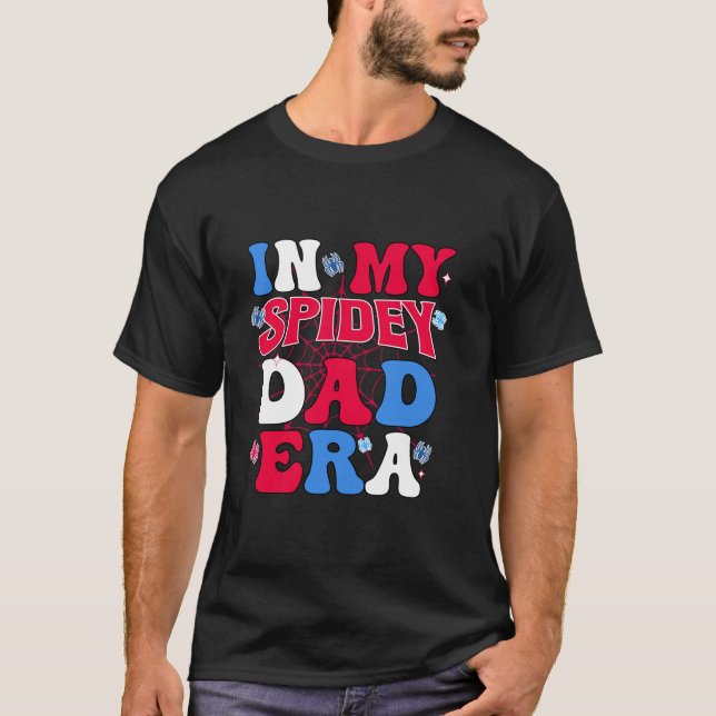 Camiseta Mens Groovy Mama Y Daddy Spidey Dad En Mi Papá Er (Anverso)