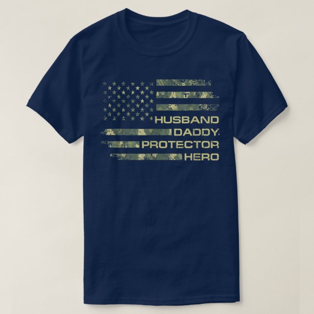 Camiseta Mens Husband Daddy Protector Hero Fathers Day Flag (Diseño del anverso)