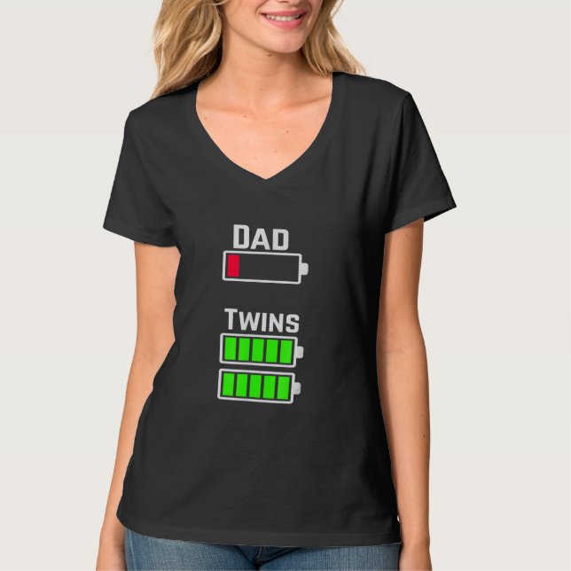 Camiseta Mens Mens Mens Tired Twin Dad Carga de batería baj (Anverso)