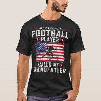 Camiseta Mens Mi jugador favorito de fútbol me llama abuelo