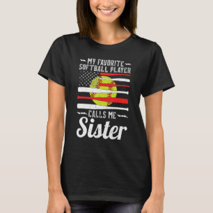 Camiseta Mens mi jugador favorito de sofball me llama herma