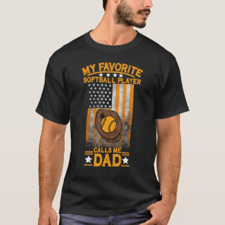 Camiseta Mens Mi jugador favorito de Softball Me Llama Dad 