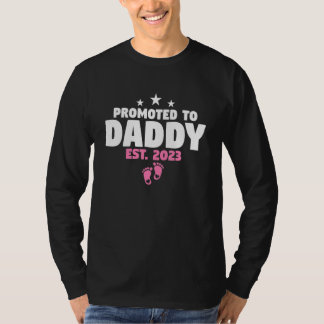 Camiseta Mens Promoted To Daddy 2023 Of Girl Soon To Be Dad